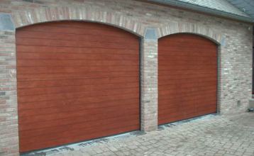 Comment entretenir une porte de garage ?