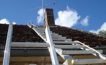 Toiture : travailler en toute sécurité sur le toit de sa maison