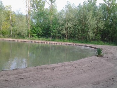 Etang et terrassement