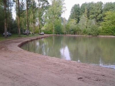 Etang et terrassement