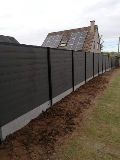 Portail Iroko + panneaux Betafence