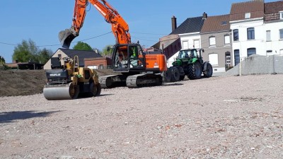 Création d'un parking provisoire