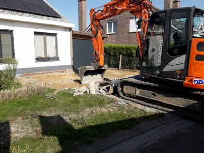 Terrassement David réalise aussi la pose de votre tarmac de A a Z